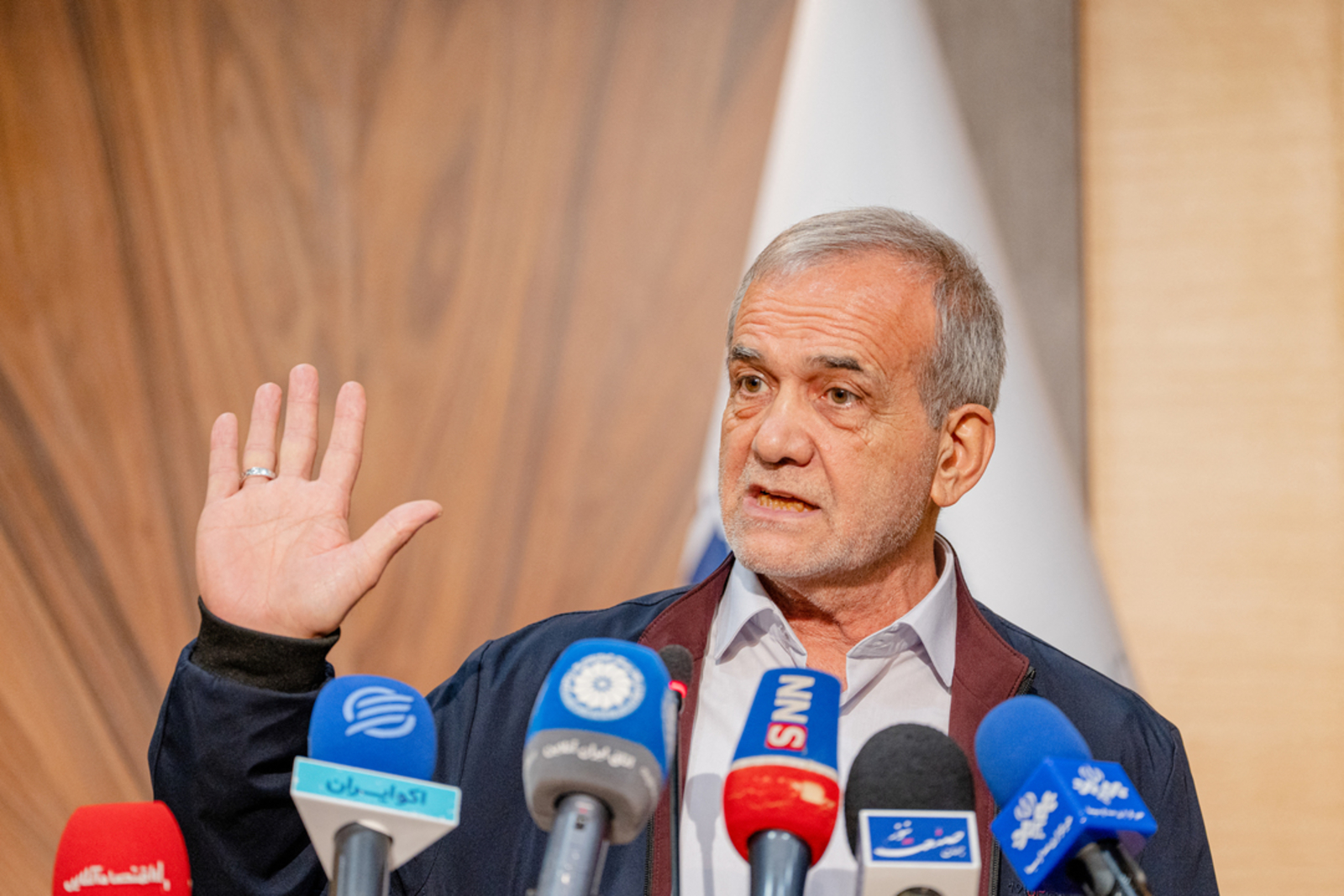 الرئيس الإيراني: مستعدون للتعامل مع المشاركين بالاتفاق النووي إذا تم تنفيذ الالتزامات بشكل كامل وبحسن نية
