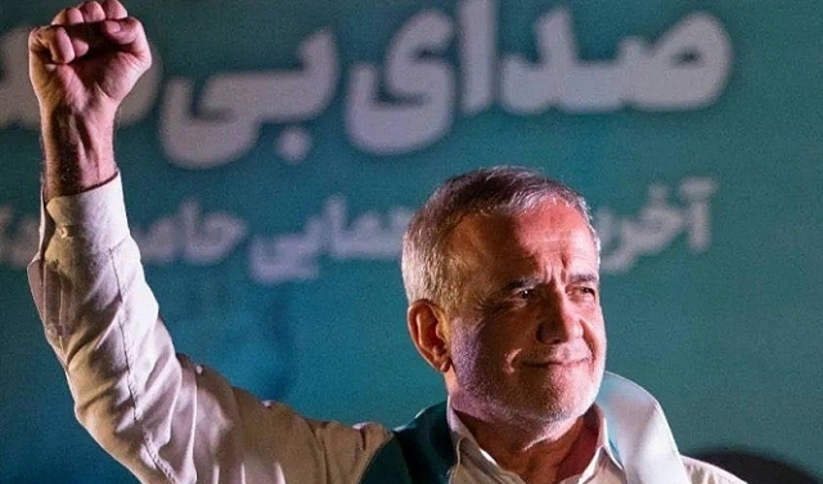 الرئيس الإيراني: سنرد بالشكل المناسب على اعتداء الكيان الصهيوني على أراضينا