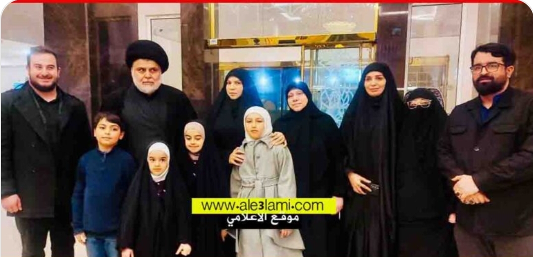 السيد مقتدى الصدر يزور وفد عوائل شهداء حزب الله في النجف الأشرف
