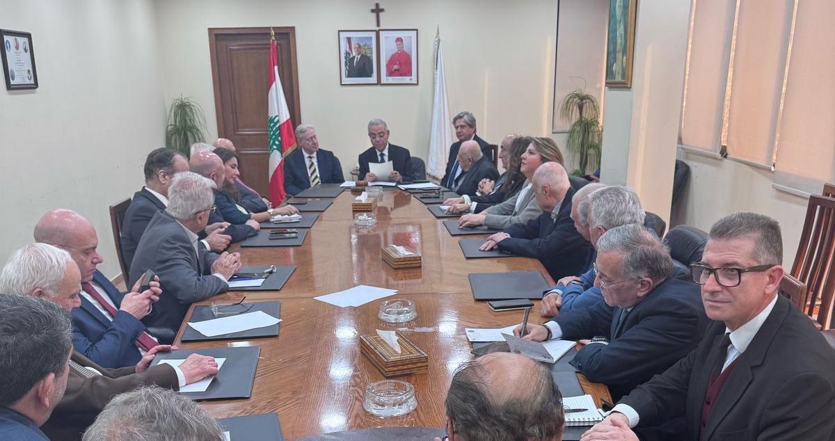 وزير خارجية لبنان يواصل هجومه على حزب الله