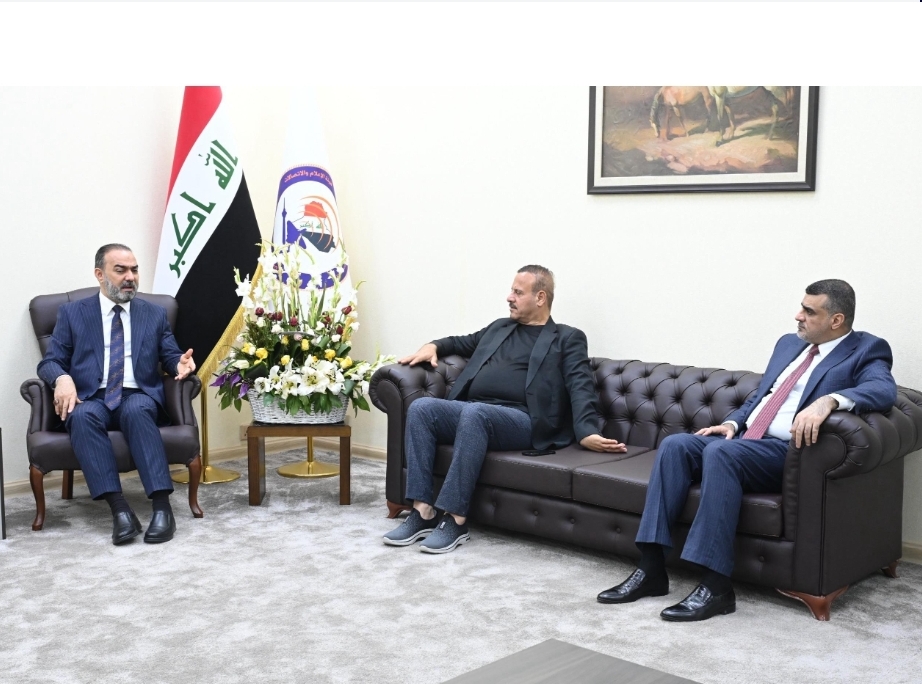 رئيس هيئة الإعلام والاتصالات نوفل أبو رغيف استقبل  وفدا من أعضاء لجنة النقل والاتصالات النيابية