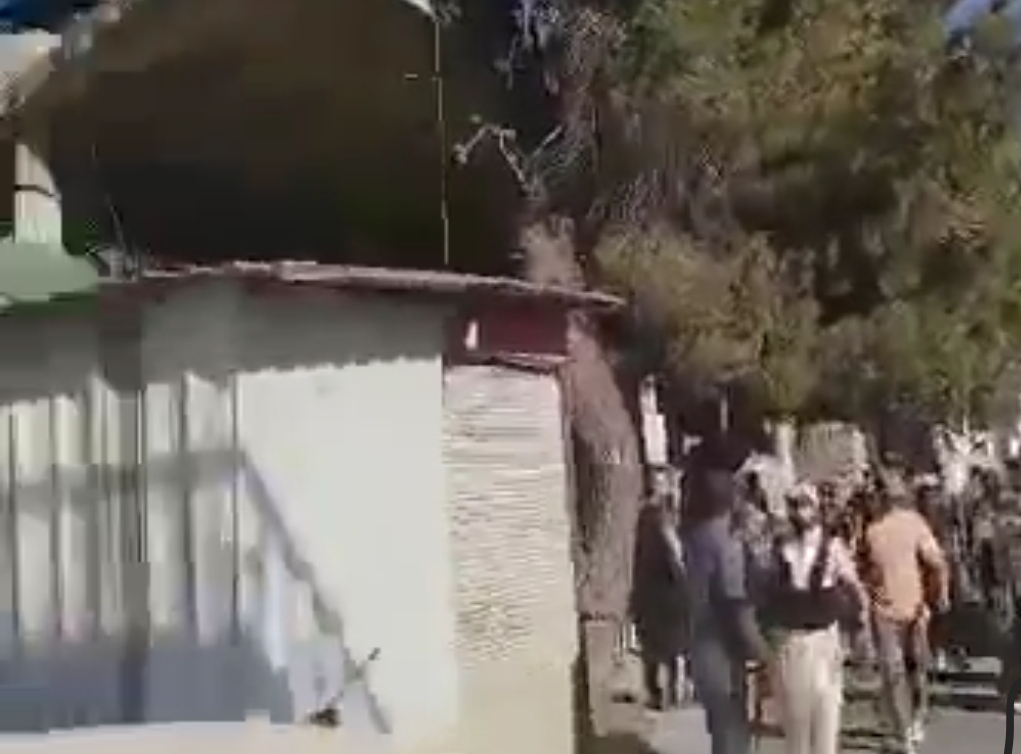 ارسلان يطالب وجنبلاط يحّذر… السويدا