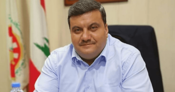 شادي السيد: مجلس النواب يعطي لكل فرد فيه 3000 دولار ويكتفي بزيادة 100 وحفنة من الدولارات لكل موظف في القطاع العام